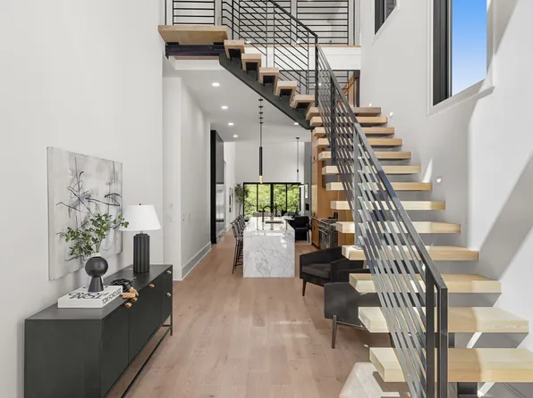 3916 Caylor Dr #B, Nashville, TN 37215