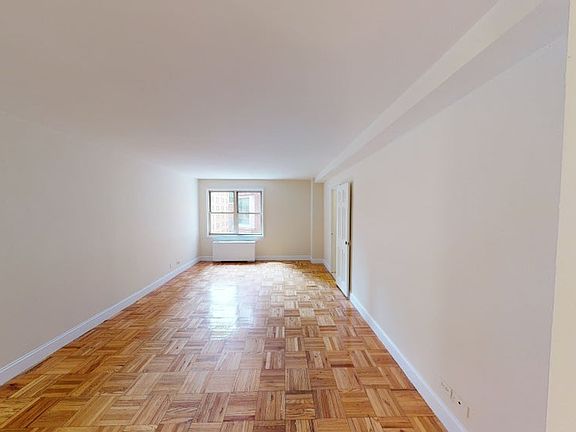 3rd image of 250 E 73rd St APT 6A