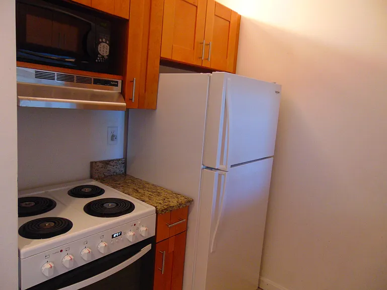 133 Commander Shea Blvd #621 — Photo 9