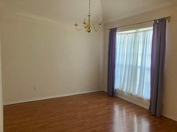 4th image of 1004 Annalea Brook Dr