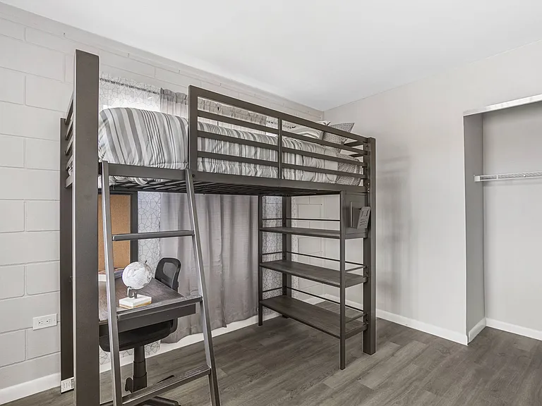 Bella Sol Apartments — Photo 9