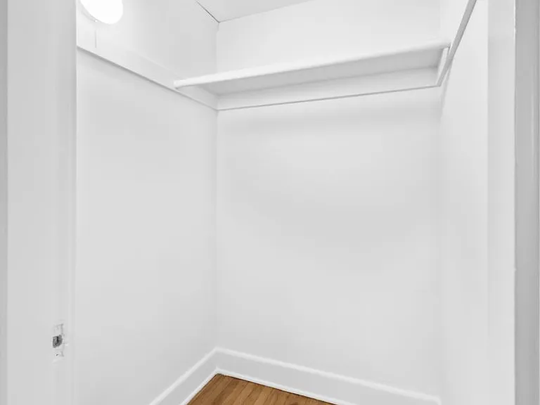 2056 NW Glisan St — Photo 39