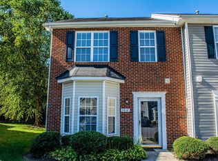 1812 Olivers Crossing Cir, Winston Salem, NC 27127