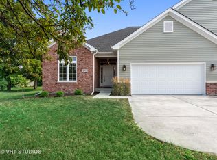 1097 First St, Batavia, IL 60510