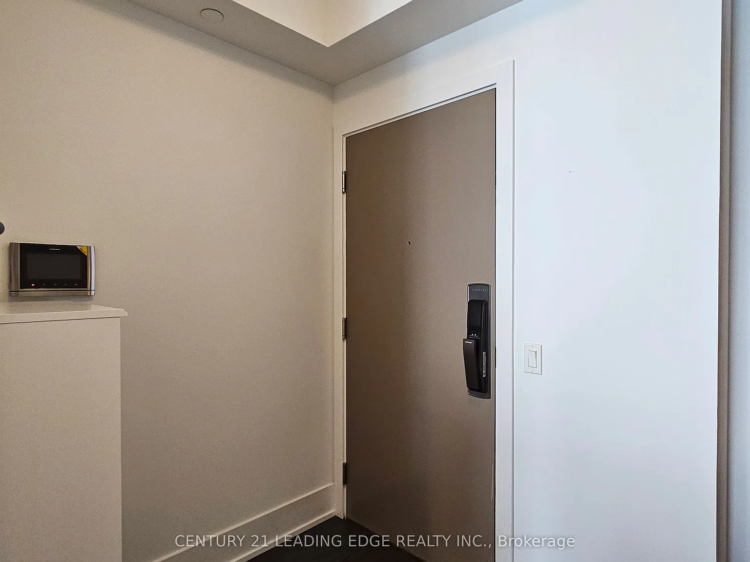 2 bed, $2,900 — Photo 3