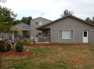 278 N 6th St, Jefferson, OR 97352