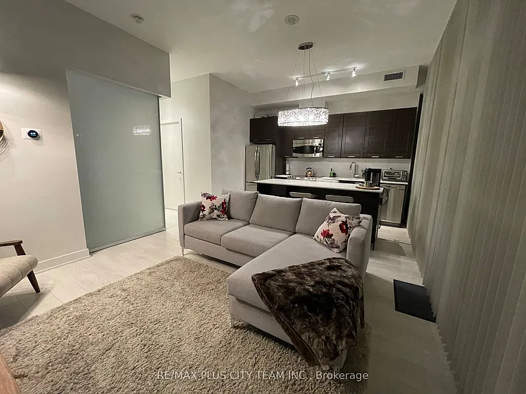 169 Fort York Blvd #806 — Photo 3