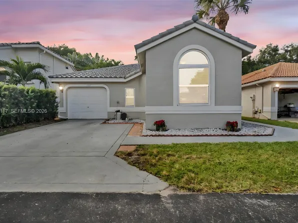 10337 Coventry Ct, Boca Raton, FL 33428