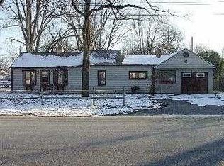 5740 Clover Ln, Toledo, OH 43623