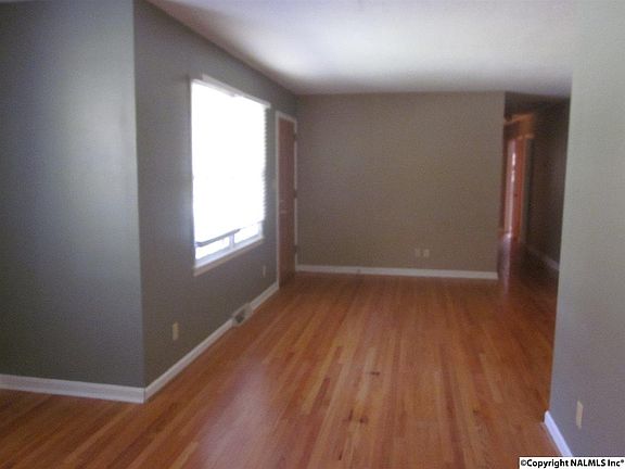 2nd image of 415 Hillmont Dr NW