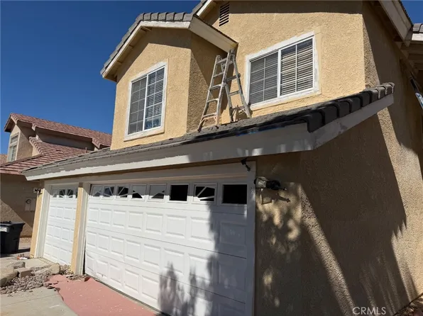 3301 Honeysuckle Ave, Palmdale, CA 93550