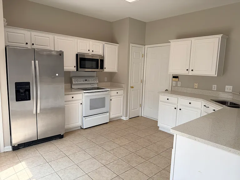 3408 Laurenhurst Ln — Photo 7