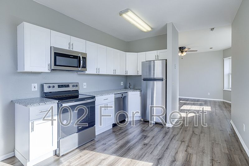 1st image of 210 S 24th St APT 306
