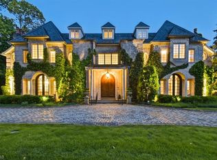 63 Devon Rd, Essex Fells, NJ 07021