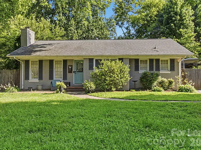 4231 Firethorne Rd — Photo 1