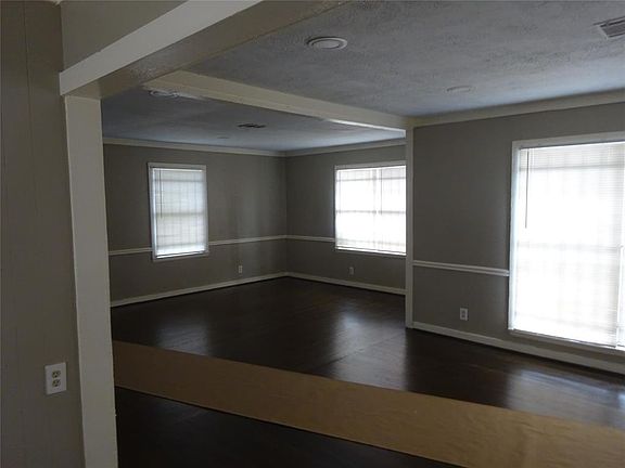 5th image of 4614 Mittlestedt Rd