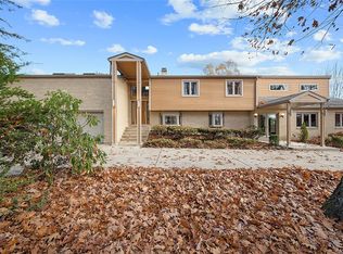 113 Hilltop Ct, Baden, PA 15005