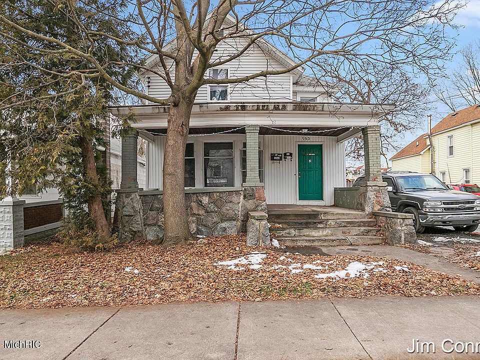 1st image of 953 Douglas St NW