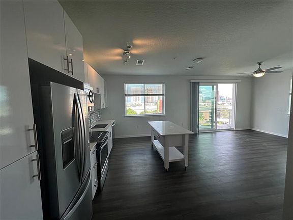 2nd image of 600 Three W Amelia Ave #3