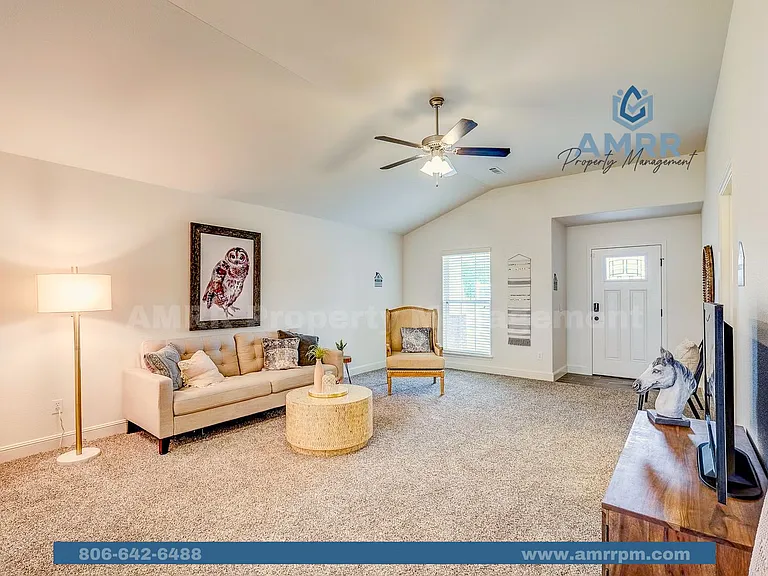 1718 Farmer St — Photo 3