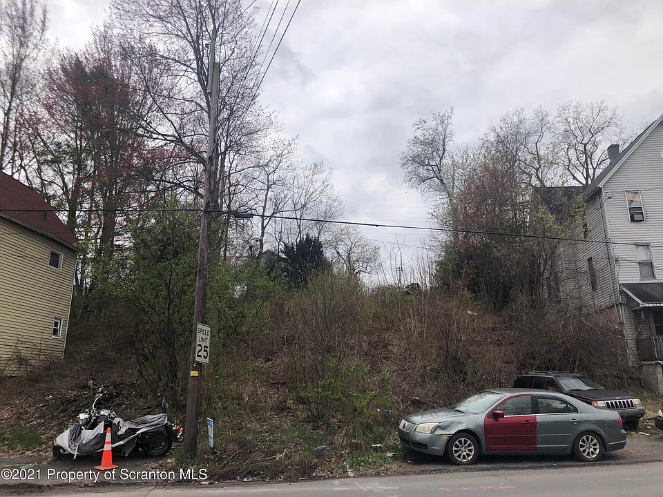 2nd image of 623 S Blakely St E #&-131