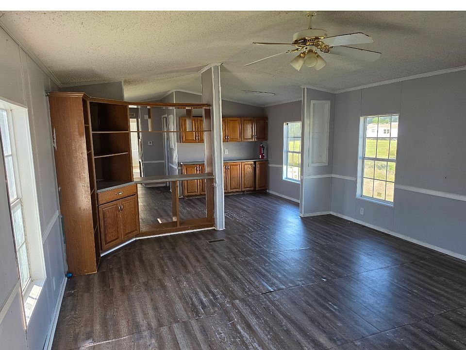 1st image of 150 Angel Rd
