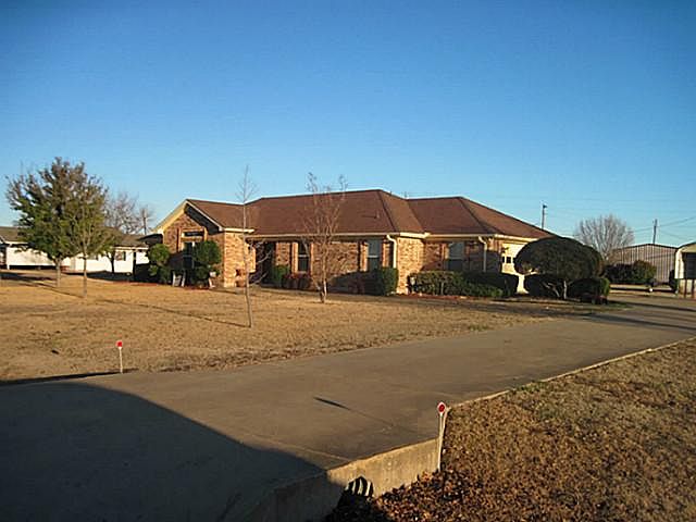 1st image of 5900 Priscilla Ln