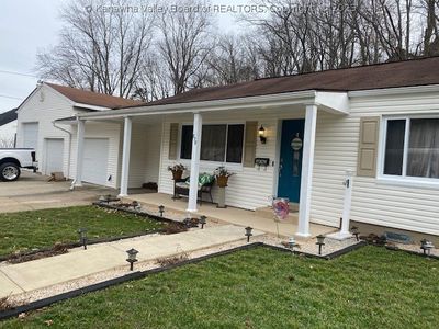 878 Valley Pike Dr, Saint Albans, WV, 25177