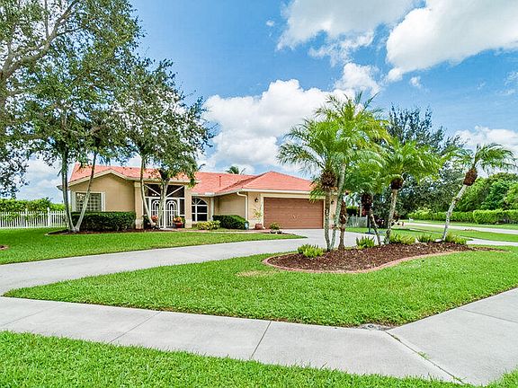2nd image of 10850 Paso Fino Drive