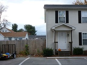 2nd image of 1085 Forest St