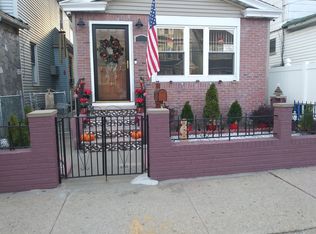 8626 131st St, Richmond Hill, NY 11418