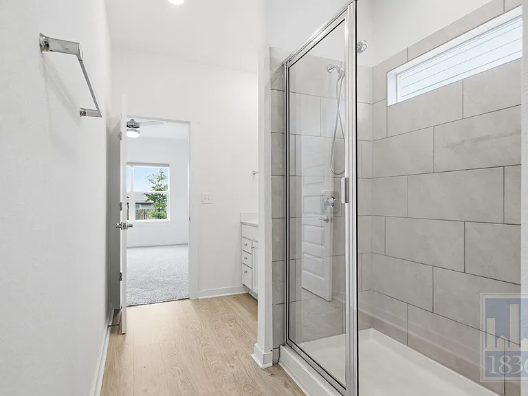 10925 Tildon Ave — Photo 13