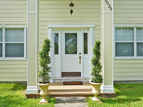 4th image of 2039 Sherry St