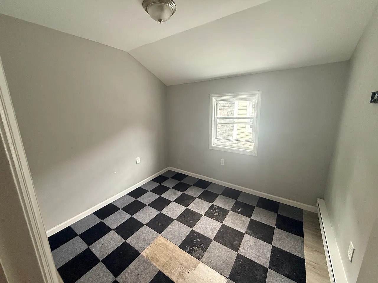 3 bed, $2,000 — Photo 4