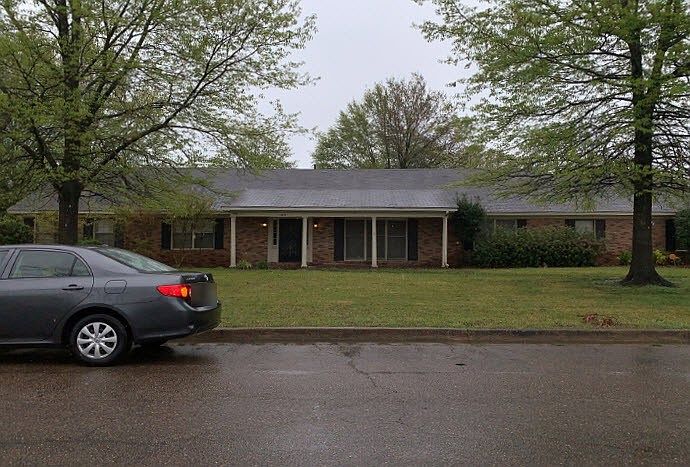 1st image of 1014 Miller Dr