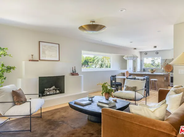 3815 Chanson Dr, Los Angeles, CA 90043