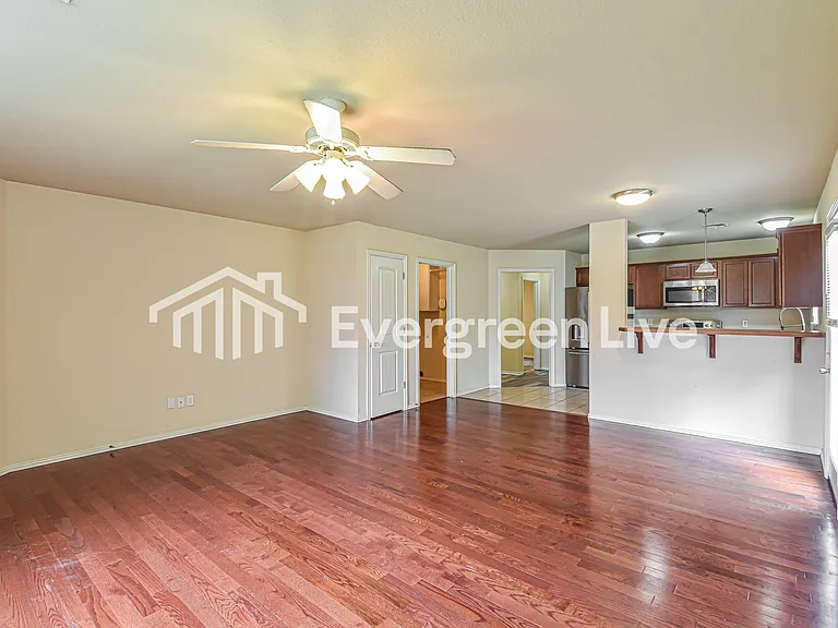 1133 S Craftsman St — Photo 3