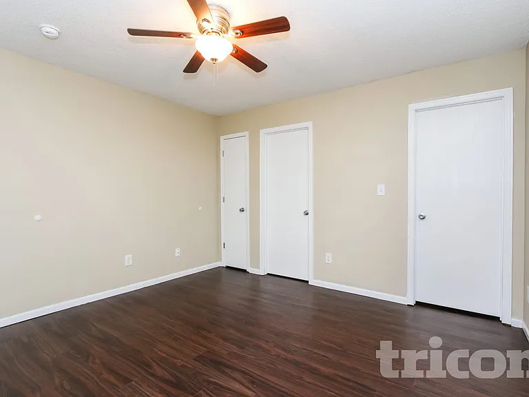 10549 Kensil St — Photo 7