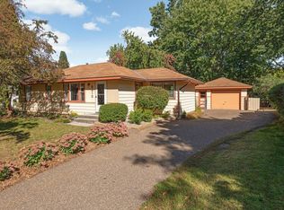 8415 Glenbrook Ave S, Cottage Grove, MN 55016