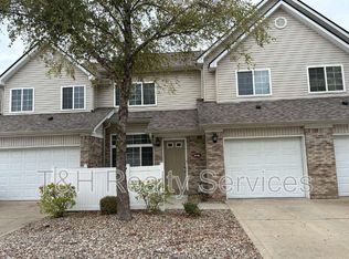 8046 Harbor Walk Ln, Indianapolis, IN 46237