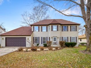 2525 Coach And Surrey Ln, Aurora, IL 60506