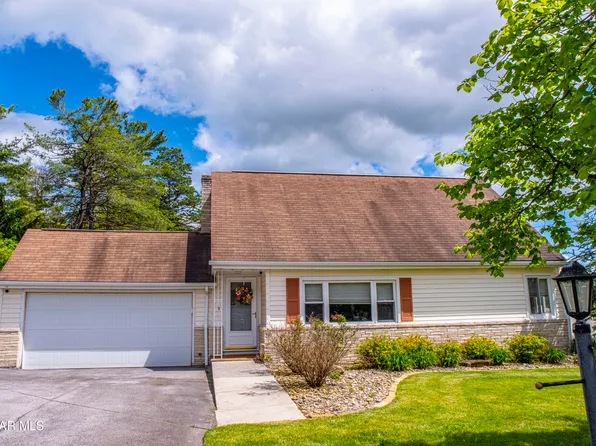 3328 Sylvan Heights Dr, Hollidaysburg, PA 16648