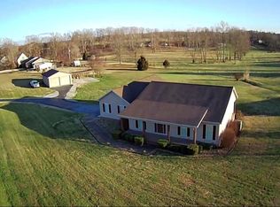 2385 Deason Rd, Hopkinsville, KY 42240