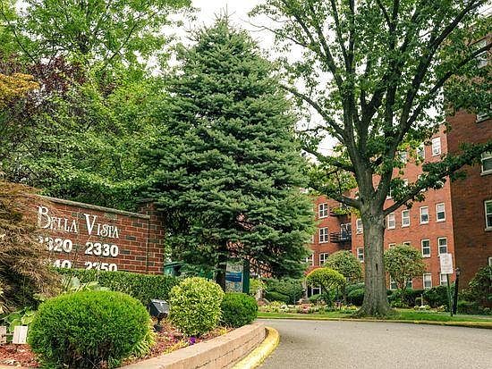 1st image of 2350 Linwood Ave APT 2H