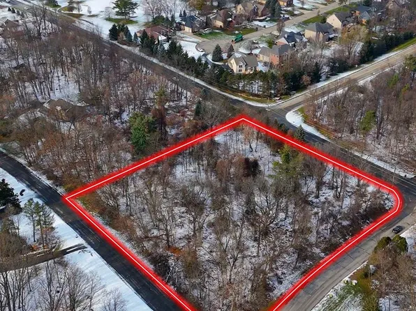 5600 Brighton Rd, Brighton, MI 48116