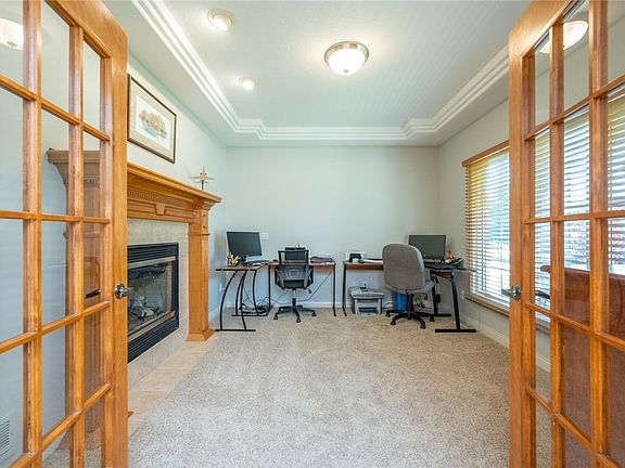 4th image of 6609 Peckham St