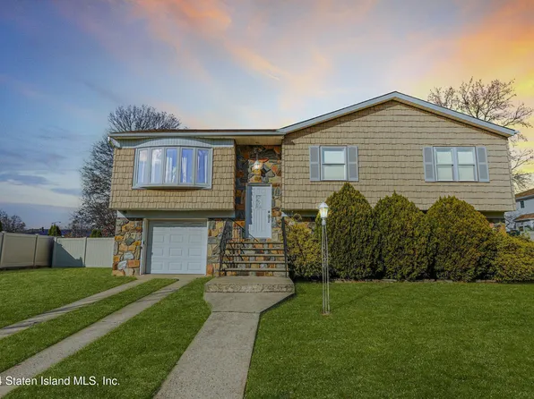 997 Edgegrove Ave, Staten Island, NY 10309