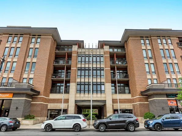 3450 S Halsted St Unit 307, Chicago, IL 60608