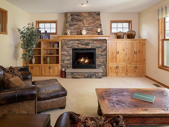 5th image of 2110 Valley Creek Ln