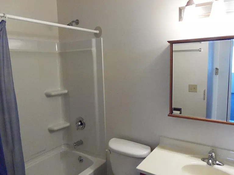 1212 D St #10 — Photo 5